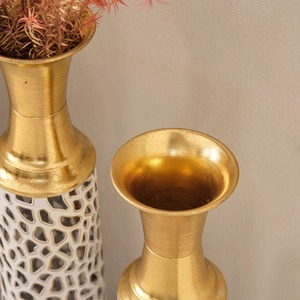 Black Simple <b>Vase</b> With Gold Detailing Perfect For Bedroom Study Desk Living Room Lounge And Creative Gift Or Decorative Use - Product Image 5