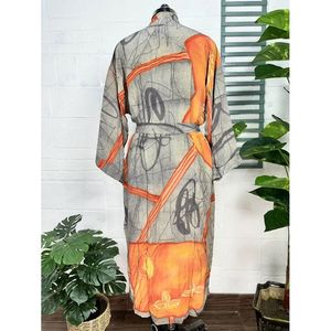 Kimono Vintage de Crepé de Seda, Ligero y Lujoso, Bata Suave y Cómoda, Regalo Perfecto para Mujer, para Usar por la Noche, Tejido de Seda - Product Image 5