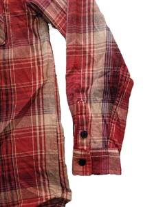 เสื้อเชิ้ตแขนยาวลำลองผู้ชายลายทางคุณภาพสูง ผ้าแฟลนเนลระบายอากาศดี สำหรับฤดูใบไม้ร่วง ป้ายกำกับสั่งทำ ผ้าฝ้าย 100% ราคาโรงงาน ขายส่ง - Product Image 6