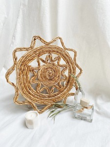 Napperon en forme d'étoile en jacinthe d'eau tissée Produits écologiques Fabriqués au Vietnam Décoration de table Napperon tissé en gros - Product Image 5