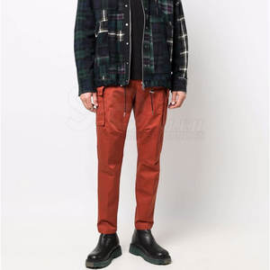 กางเกงคาร์โก้ขายดีสำหรับผู้ชาย เนื้อผ้าเบา เอวกลาง สไตล์ลำลอง ผ้าฝ้าย 100% ปรับแต่งได้ ระบายอากาศ แห้งเร็ว เหมาะสำหรับกิจกรรมกลางแจ้ง - Product Image 4