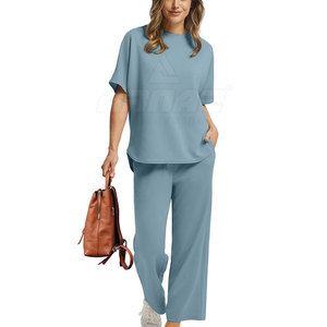 Survêtement d'été polyvalent pour femmes, idéal pour la course à pied et le yoga Survêtement d'été pour femmes avec tissu à séchage rapide - Product Image 2