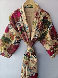 Peignoir en coton indien imprimé floral fait à la main Robe longue Kimono Style Kantha Vêtements de nuit grande taille Prix de gros - Product Image 3