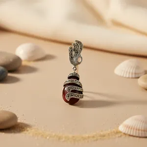 Colgante de Oro Rosa 925 y Granate con Detalles de Marcasita, Amuleto de Platino Hecho a Mano para Mujer, Chapado en Rodio - Product Image 3