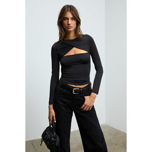 GRIMELANGE Blusa elástica ajustada para mujer, cuello redondo, escote bajo, estilo Roba - Product Image 1
