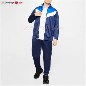 Survêtement en polyester pour hommes avec veste à fermeture éclair et pantalon de jogging pour une performance active quotidienne Survêtement en polyester deux pièces pour hommes - Product Image 2