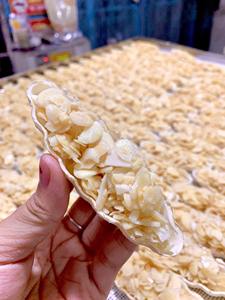 นัทโบ๊ทเค้กขนมอบนัทสแน็ทใช้สำหรับคาเฟ่เครื่องดื่มขนมหวานบาร์และร้านค้าปลีกเวียดนาม - Product Image 6