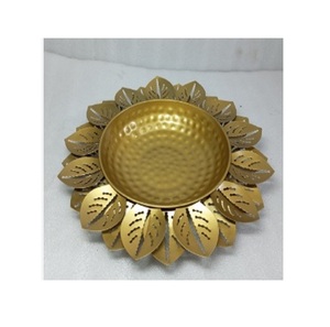 Bol plaqué cuivre Urli forme ronde décoration usage domestique fantaisie bas prix vente à la main en gros indien métal Urli bol - Product Image 6