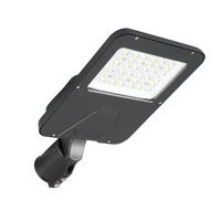 Lampu Jalan LED Aluminium Tahan Air IP66 Lumen Tinggi dengan Diffuser Kaca Tempered Suhu Warna 3000K/4000K/6500K Dapat Diredupkan CRI 80