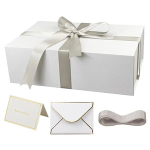 Grande boîte cadeau avec couvercle, 14 "x 9" x 4.5 "Boîte cadeau magnétique avec ruban, cartes et enveloppes pour cadeaux, idéale pour mariage - Product Image 1
