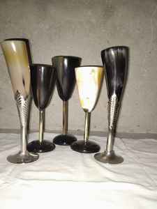 Mug en corne viking authentique et écologique, fait à la main, personnalisable, mug nordique pour bière et vin, logo, passe au lave-vaisselle et au micro-ondes, idéal pour les fêtes - Product Image 6