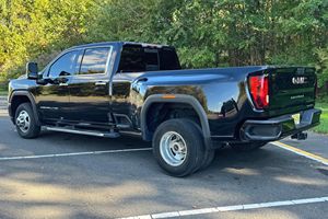 GMC Sierra 3500HD Denali Crew Cab 4x4 2021 - Product Image 4