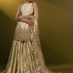 DERNIÈRE NOUVELLE CONCEPTION KURTA & GARARA AVEC ROBE DUPPATA AVEC BELLE BRODERIE ZARDOZI TRAVAIL pour la fête/DAILY BASE @ 2024 - Product Image 1