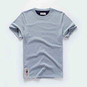 Camiseta Básica de Manga Corta para Hombre, Color Verde Menta, 100% Algodón Jersey, Cuello Redondo, Corte Regular, Transpirable, Informal, con Logotipo Frontal - Product Image 2