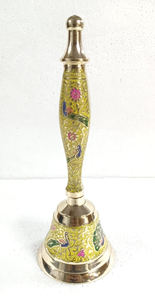 Campana de mano grabada de latón Color rojo decorativo nuevo estilo campana de mano de latón grabada servicio de mano de latón campana de llamada regalos de Venta caliente - Product Image 5