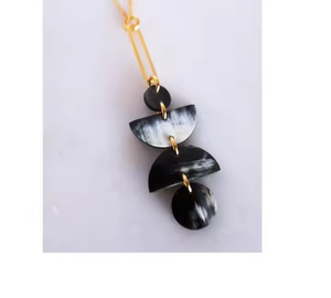 Collar hecho a mano de hueso de cuerno de búfalo con estilo de alta calidad POR CRESCENT CRAFTS - Product Image 3