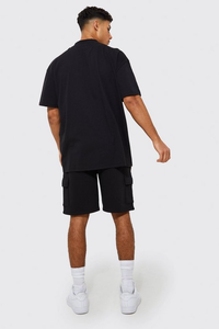 Ensemble décontracté d'été pour homme : T-shirt oversize en coton noir et short cargo - Product Image 4