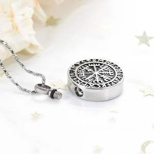 Collar conmemorativo de tamaño personalizado para hombres, joyería de cremación de urna con brújula rúnica vikinga de Metal plateado para mantener las cenizas cerca - Product Image 5