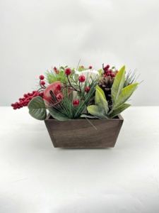 Pièce maîtresse de bougeoir de Noël avec bougies LED, pièce maîtresse de décoration de table de vacances avec pommes de pin, baies et verdure - Product Image 4