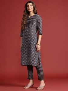Estampado Regular Gotta Patti Kurta con pantalones y con Dupatta - Product Image 5