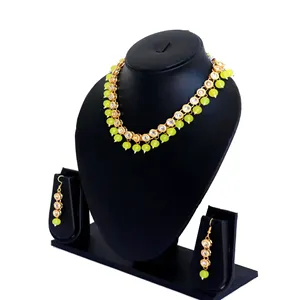 Conjunto de Collar Gargantilla Vintage Chapado en Oro con Piedras Incrustadas, Joyería Fina de Zirconia para Novias y Fiestas, Color Amarillo - Product Image 2