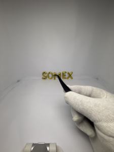 Nouveau style pour revêtement professionnel pour pince à épiler d'extension de cils à 90 degrés à pointe dorée légère - Product Image 6