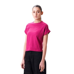 Tops de yoga boxy à séchage rapide et compressés, t-shirt d'été imprimé avec logo personnalisé, col rond, tailles personnalisées disponibles - Product Image 2