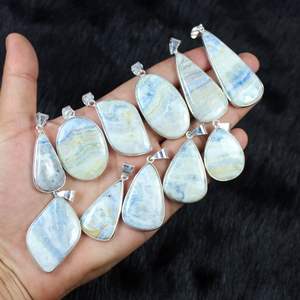 Collier pendentif en rhodochrosite bleue à la mode Scheelite bijoux lunette réglage pendentif à breloque pour filles technologie d'incrustation d'argent - Product Image 1