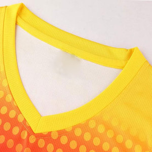 Peso ligero al por mayor Venta caliente uniformes de baloncesto de impresión personalizada de alta calidad Reversible sublimado al por mayor ropa deportiva - Product Image 2