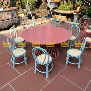 Ensemble de chaises de table en rotin moderne et écologique Mobilier d'extérieur confortable pour hôtels, parcs, extérieurs Caractéristique de sécurité pour enfants - Product Image 1