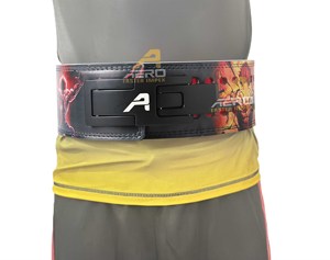 เข็มขัดยกน้ำหนักหนังแท้พร้อมหัวเข็มขัดเหล็กเข็มขัดฝึกเล่นยิมหนังแท้พิมพ์ลายอนิเมะใหม่ - Product Image 1