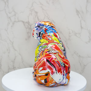 Impression par transfert d'eau créatif <span class=keywords><strong>Statue</strong></span> de chien assis en résine <span class=keywords><strong>Statue</strong></span> de <span class=keywords><strong>bouledogue</strong></span> <span class=keywords><strong>anglais</strong></span> Graffiti - Product Image 4