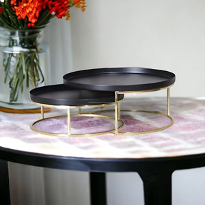 Soporte de pastel de metal de Venta caliente Soporte de pastel de acero multiusos negro y dorado con base de metal de 2 niveles por Abi Overseas - Product Image 2