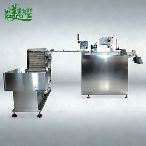 Macchina per Marcatura Laser UV di Tappi di Bottiglia con Ispezione Visiva e Raccolta Dati per Tracciabilità Anti-Contraffazione - Product Image 4