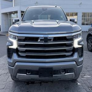 CHEVROLET SILVERADO 1500 HIGH COUNTRY 4WD 2024 d'occasion (conduite à gauche/droite) - Product Image 1