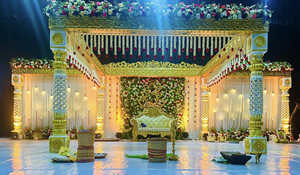 Magnífico Mandap de Boda con Pilares, Diseño Atractivo de Boda en los Países Bajos, Mandap de FRP, Mandaps Hindúes para Bodas en Venta en Washington - Product Image 2