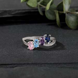 Bague de Famille Personnalisée Jeulia avec Pierre de Naissance - Bague Torsadée à Quatre Pierres Ovales Plaqué Or Rose, Cadeau Romantique pour Anniversaire - Product Image 5