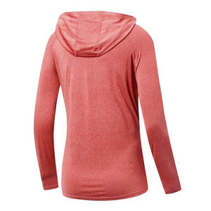 Camiseta Deportiva con Capucha de Manga Larga para Mujer, Absorbente de Humedad, en Varias Tallas - Product Image 2