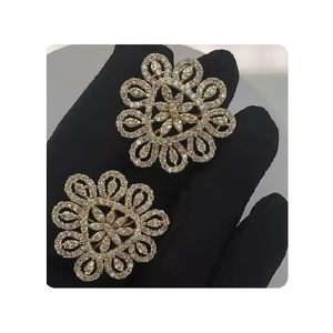 Dernière collection de diamants de laboratoire de pureté en or 18 carats Boucles d'oreilles ethniques indiennes pour les filles Bijoux de mariage à la mode pour les cadeaux - Product Image 3