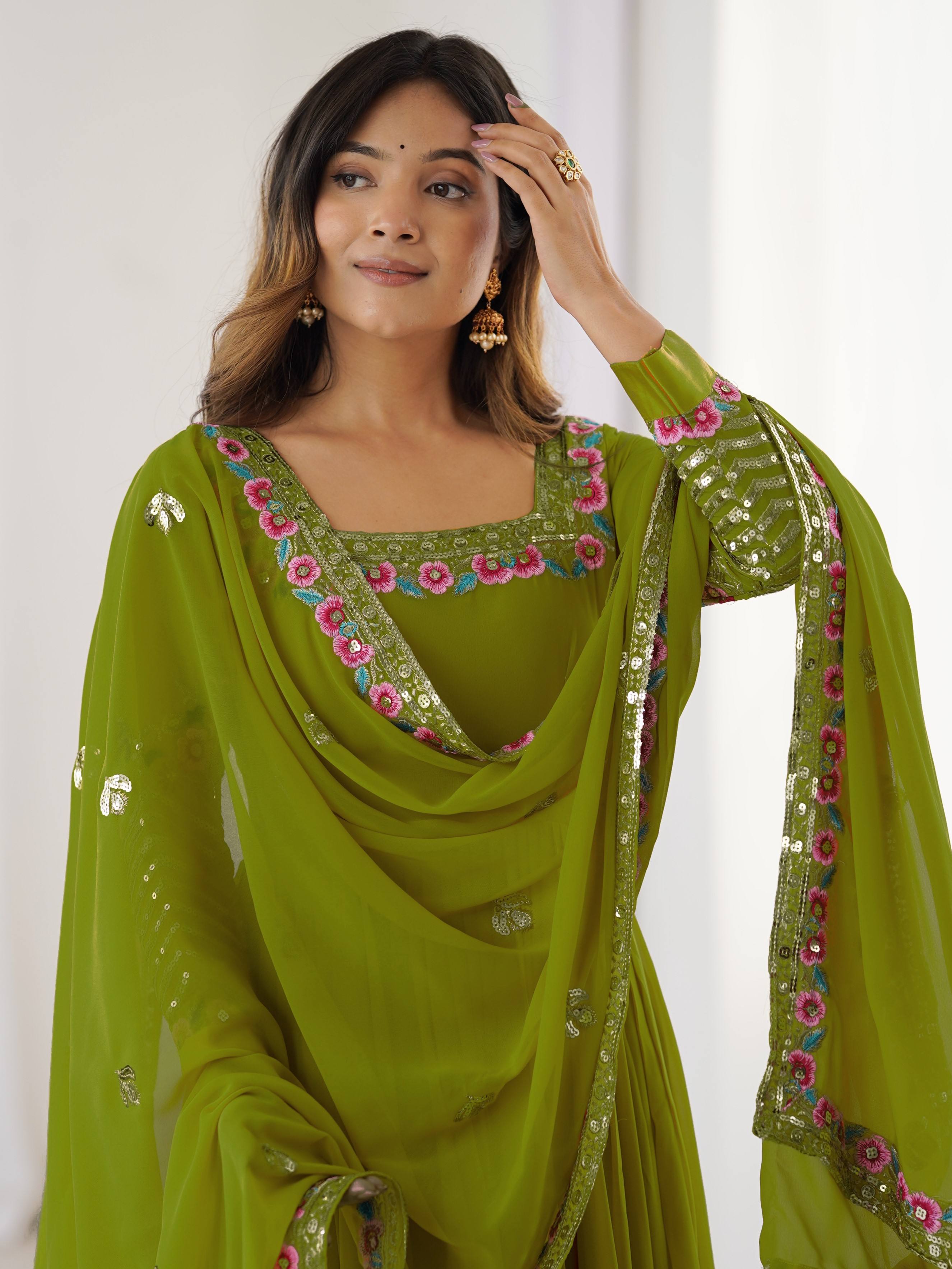 สีเขียว