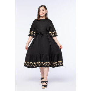 Vêtements pour filles de qualité supérieure à prix avantageux, fabrication OEM ODM, robe pour filles à col rond et manches courtes avec imprimés, vente en gros - Product Image 1