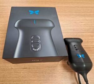 Nouvel appareil Butterfly iQ3-PO-CUS de qualité supérieure - Qualité d'image, traitement rapide des données, outils d'imagerie avancés à l'IA - Product Image 1