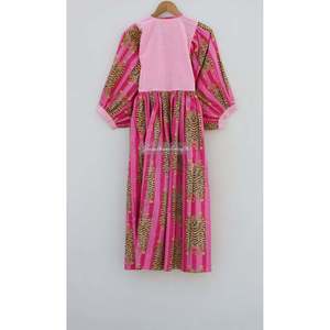 Robe midi en coton à imprimé floral - Col profond, robe décontractée pour la journée, respirante, taille XS, conçue sur mesure pour les loisirs, offre ODM - Product Image 5