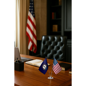 Kentucky et États-Unis Ensemble de drapeaux de bureau personnalisés, imprimés numériquement, en satin, soie, plastique et polyester, avec mât en aluminium, pour l'éducation - Product Image 3