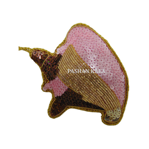 Exportador de diseño hermoso indio, adornos navideños de alta calidad de clase alta, bordado colgante Zari con decoración de boda - Product Image 1