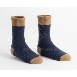 Chaussettes de sport pour hommes en matériau durable de bonne qualité, personnalisables, confortables et respirantes - Product Image 2