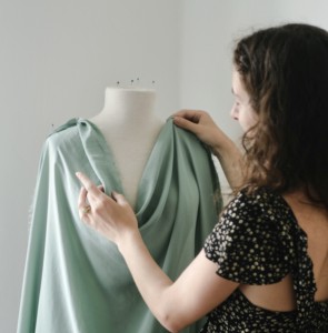 Made in Italy Luxury Eco Friendly Design <strong>Robe</strong> Femme Belted Wrap Elegant Casual Kimono Dress <strong>Robe</strong> High Quality
