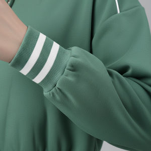 Chaqueta Varsity Corta Transpirable de Moda Urbana Personalizada, Venta Caliente, Alta Calidad, Fabricada en Fábrica, Talla Grande, Venta al Por Mayor - Product Image 4