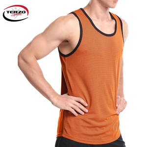 2024 มาใหม่ล่าสุดผู้ชายที่กําหนดเองเสื้อกล้ามธรรมดาระบายอากาศออกแบบใหม่ผู้ชายเสื้อกล้ามสําหรับการขายออนไลน์ - Product Image 4