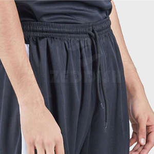 Los mejores pantalones cortos de gimnasio de tela, pantalones cortos de gimnasio hechos a medida ligeros para venta en línea, pantalones cortos de gimnasio transpirables - Product Image 6